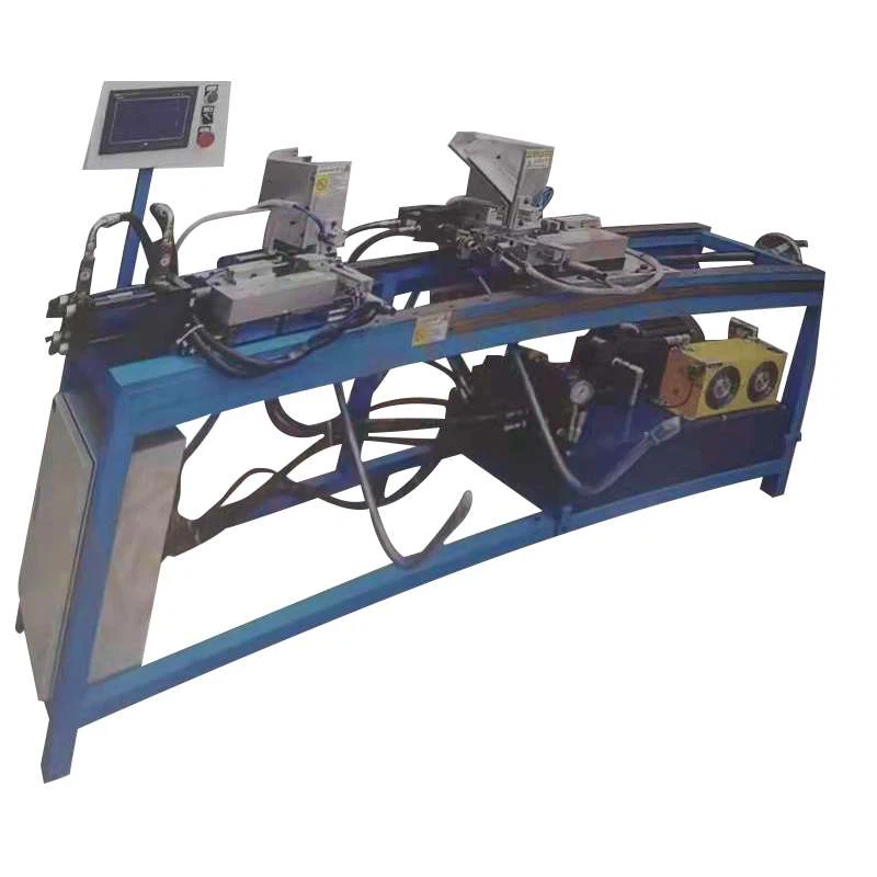 מכונת מתיחת צינורות